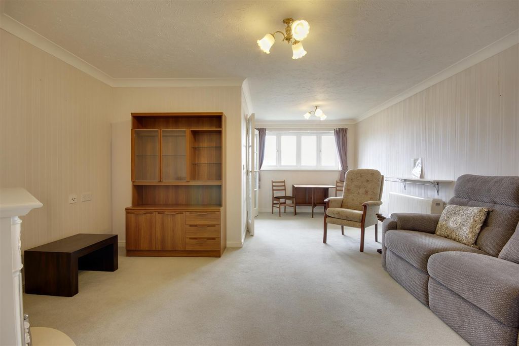 Additional image 2 of 2 bed flat for saleHudson Court, Hessle HU13