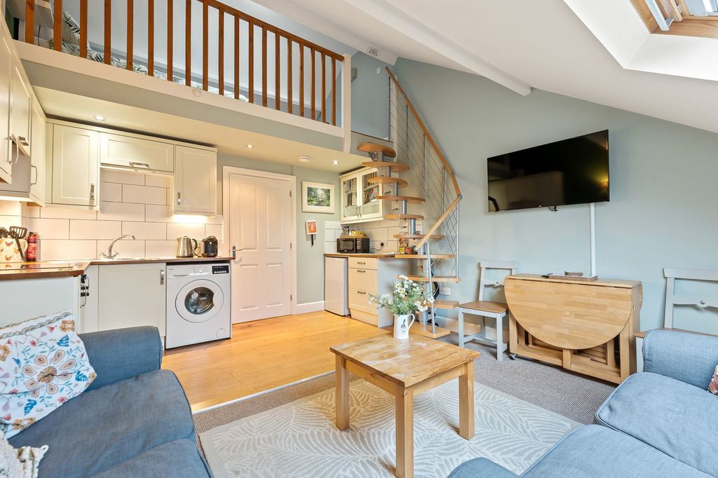 Additional image 5 of 1 bed flat for saleWards House, 153 Smedley Street, Matlock DE4
