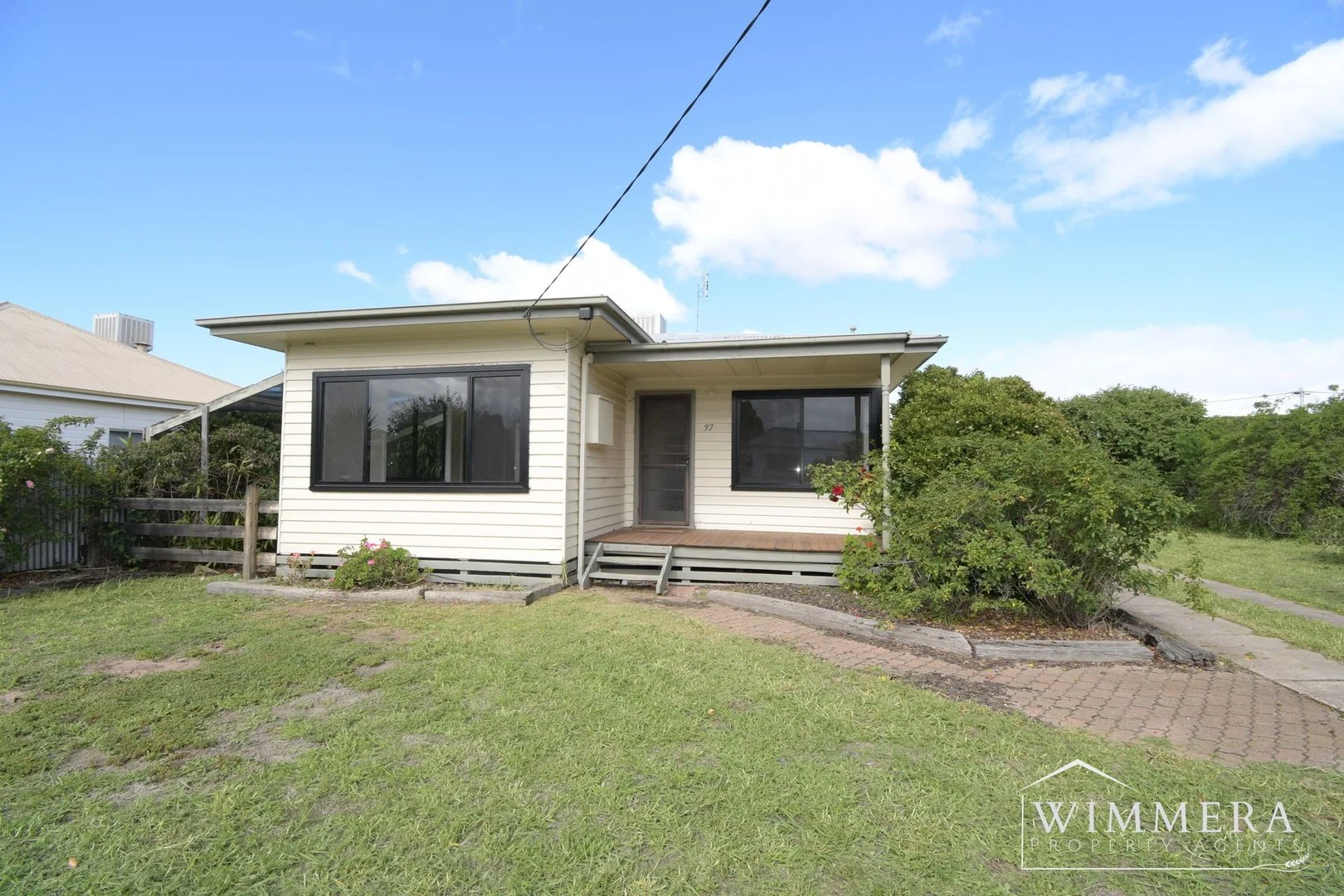 37 Edith Street, Horsham VIC 3400