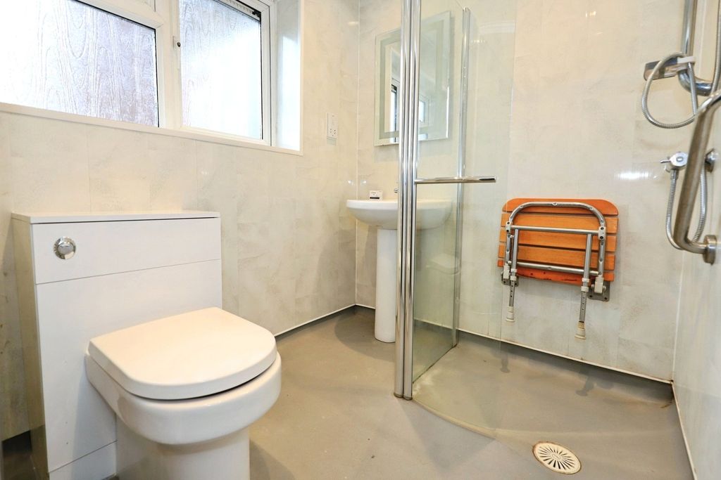 Additional image 2 of 1 bed maisonette for saleWolverhampton Street, Bilston, West Midlands WV14