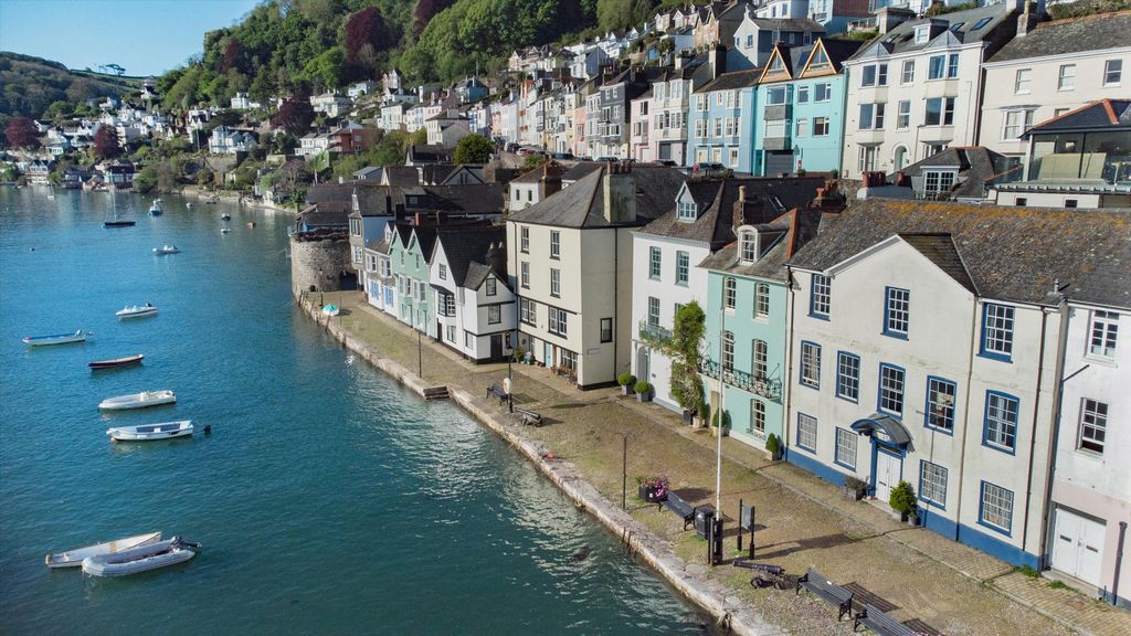 Additional image 20 of 6 bed property for saleBayards Cove, Dartmouth, Devon TQ6