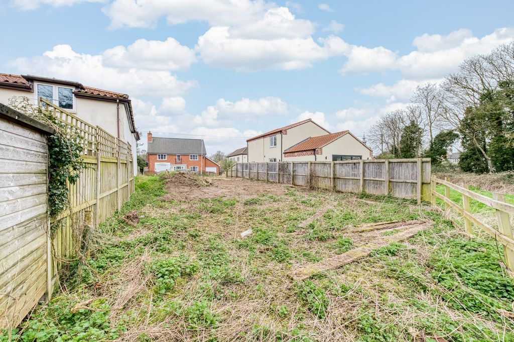 Land for saleMill Road, Shipdham IP25 photo 4