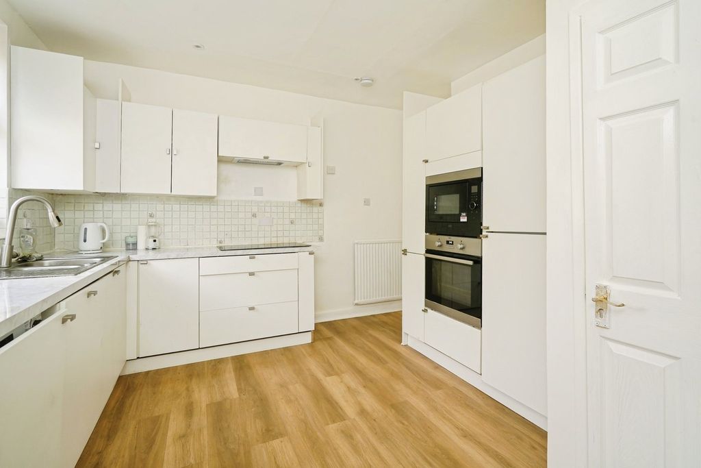 Additional image 5 of 6 bed detached house for saleBroughton Road, Banbury OX16