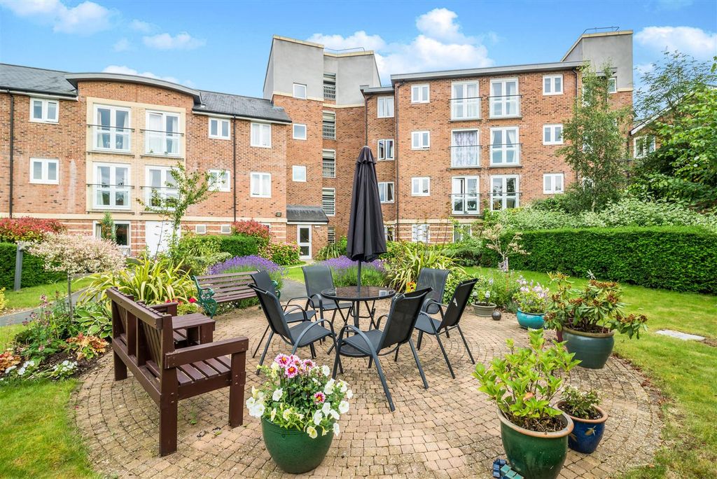 1 bed flat for saleMalpas Court, Malpas Road, Northallerton DL7