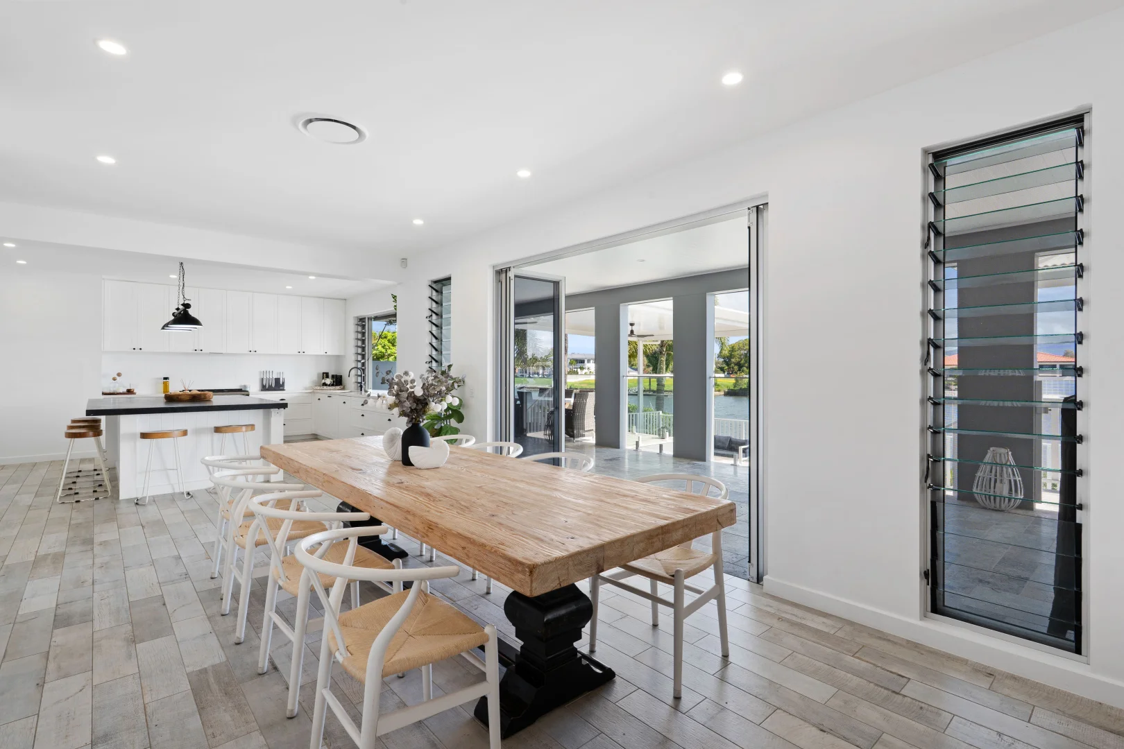 Additional image 26 of 97 Sir Bruce Small Boulevard, Benowa Waters QLD 4217