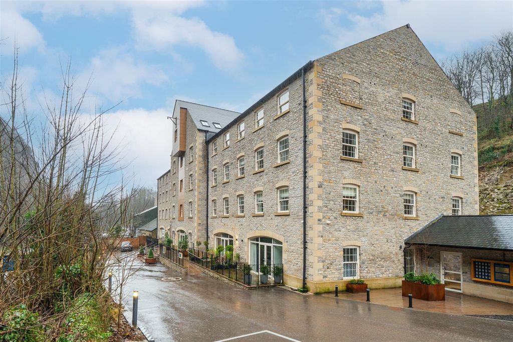 1 bed flat for sale5 Rock Mill Holiday Apartments, The Dale, Stoney Middleton, Hope Valley S32