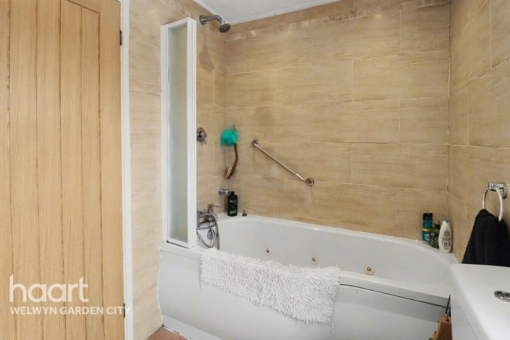 Additional image 26 of Wellcroft Road, Welwyn Garden City