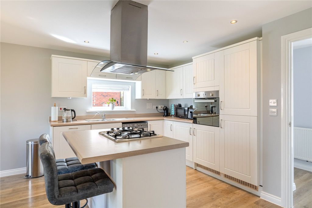 Additional image 6 of 4 bed detached house for saleKathleen Grange, Bideford, Devon EX39
