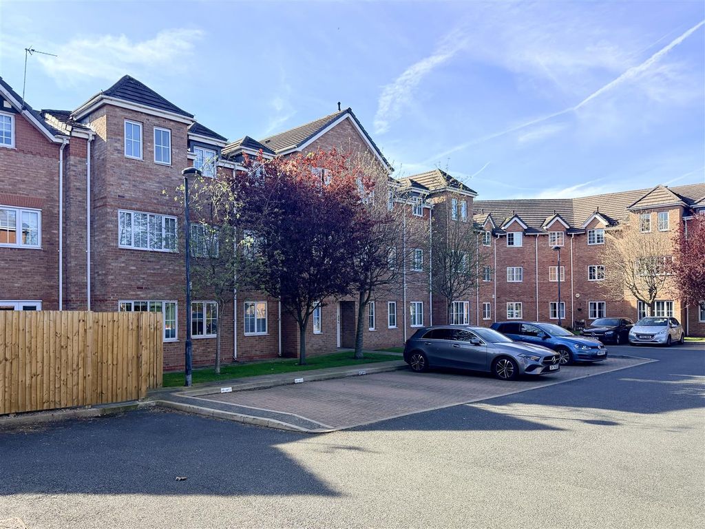 Additional image 12 of 2 bed flat for saleWeldon Road, Broadheath, Altrincham WA14
