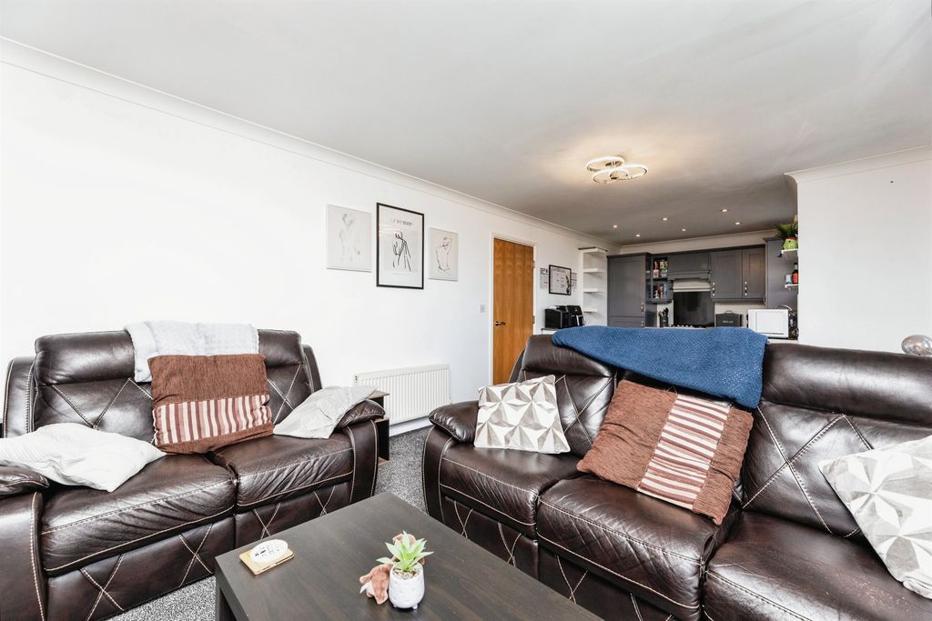 Additional image 8 of 2 bed flat for saleTwo Gates Way, Shafton, Barnsley S72