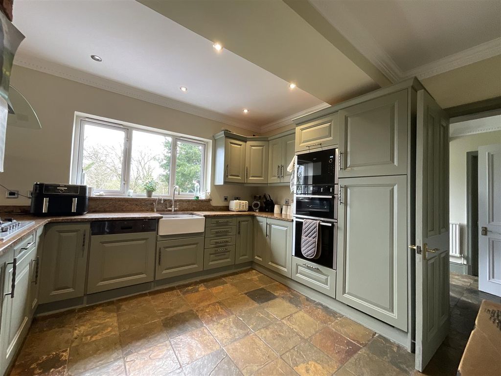 Additional image 15 of 5 bed detached house for saleBonllwyn, Ammanford SA18