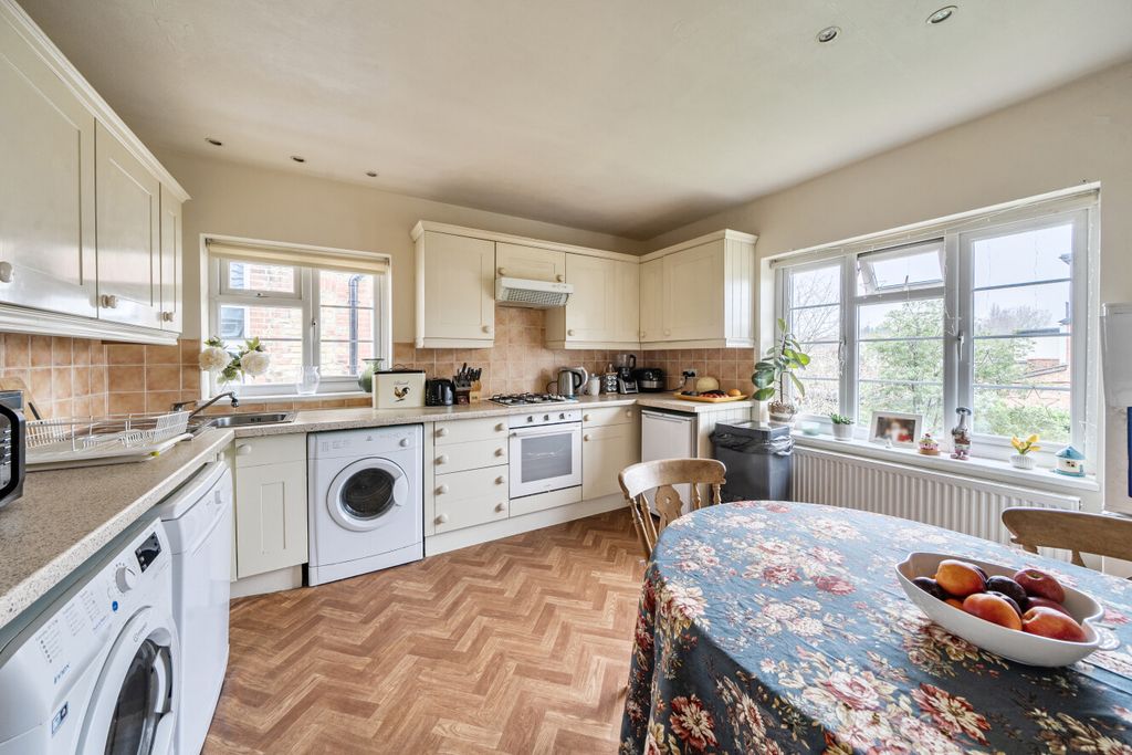 Additional image 4 of 2 bed maisonette for saleSt. James's Avenue, Beckenham BR3