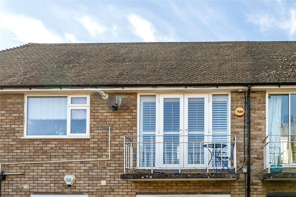 Additional image 17 of 2 bed maisonette for saleThe Knoll, Beckenham BR3
