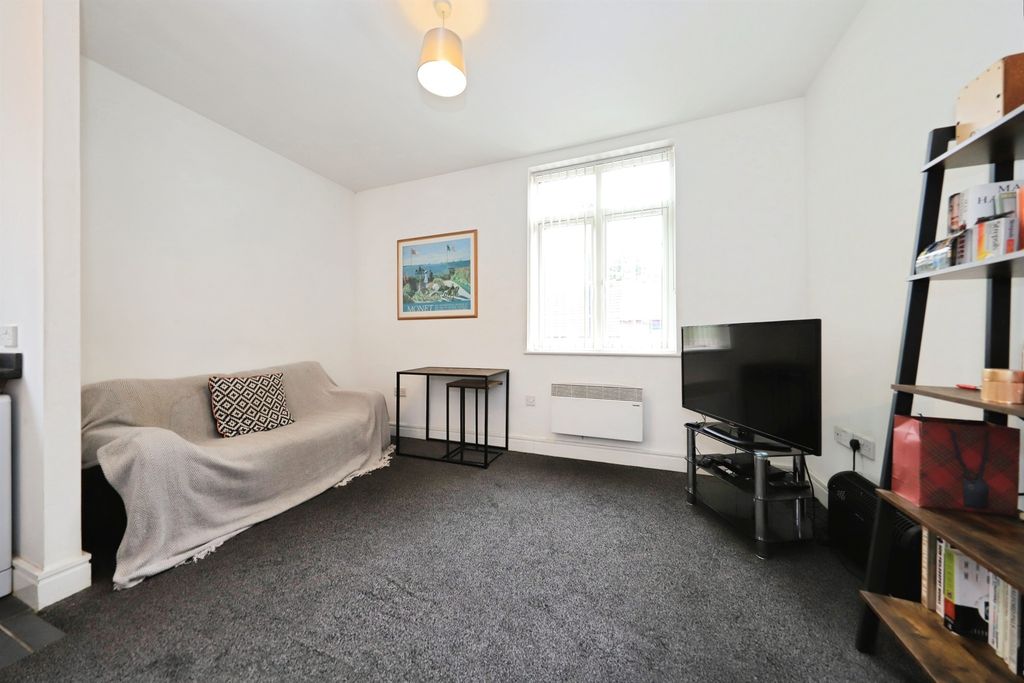 Additional image 3 of 2 bed flat for saleBlackwell Street, Kidderminster DY10