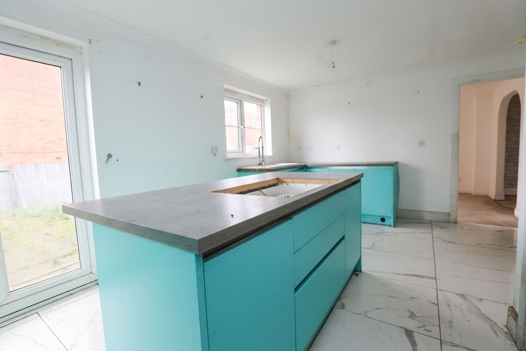 Additional image 10 of 5 bed detached house for saleLinkwood Road, Airdrie ML6