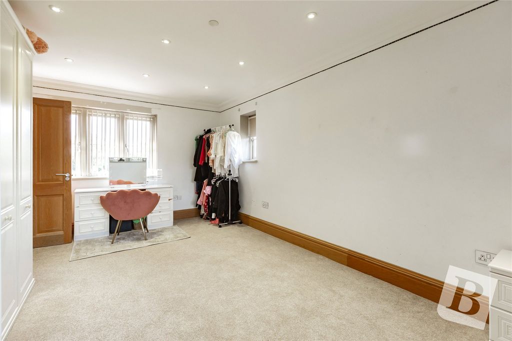 Additional image 34 of 5 bed detached house for saleSt. Marys Lane, Upminster RM14