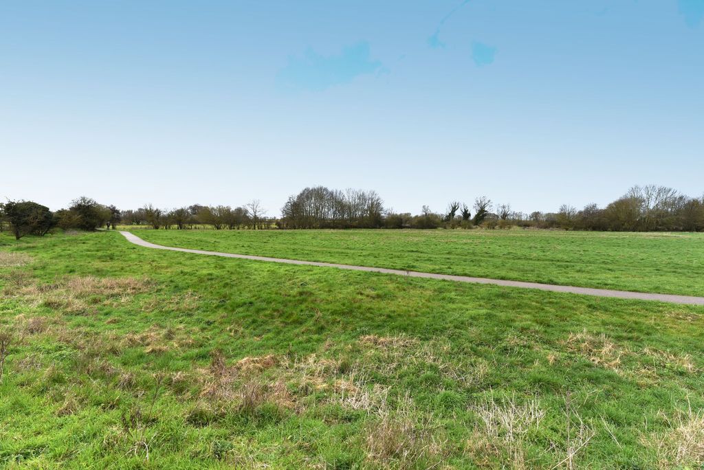 Additional image 29 of 4 bed semi-detached house for saleWharf Mews, Biggleswade SG18