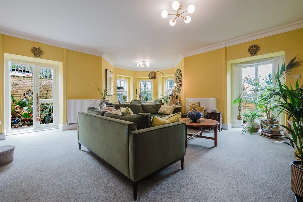 Additional image 7 of 2 bed flat for saleDorset Road, Altrincham WA14