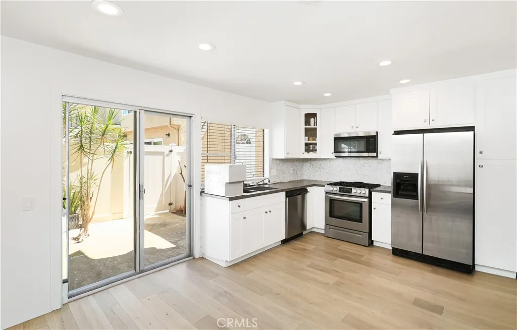 Additional image 7 of 18 Heritage, Irvine, CA 92604