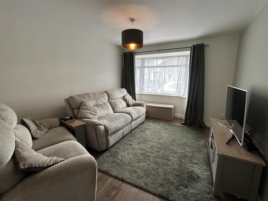 Additional image 6 of Oak Barn Road, Halesowen