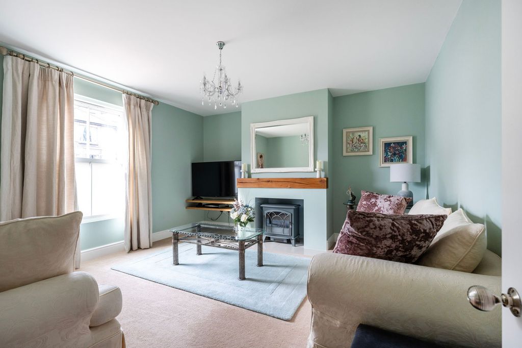 Additional image 7 of 5 bed semi-detached house for saleFredericks Road, Beccles NR34