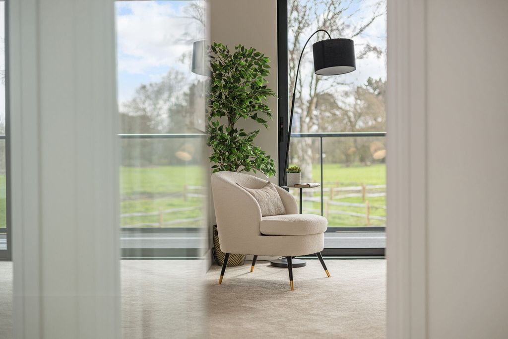 Additional image 14 of 4 bed detached house for saleCourtlands Park, Park Road, Banstead SM7