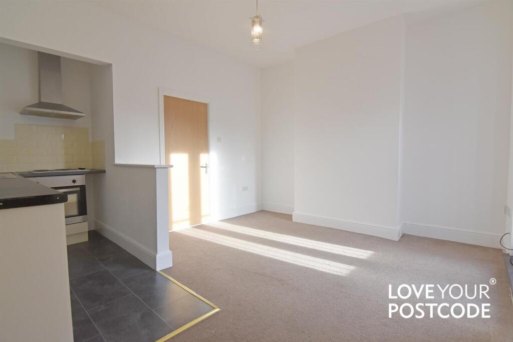 Barrs Street, Oldbury, B68 photo 5
