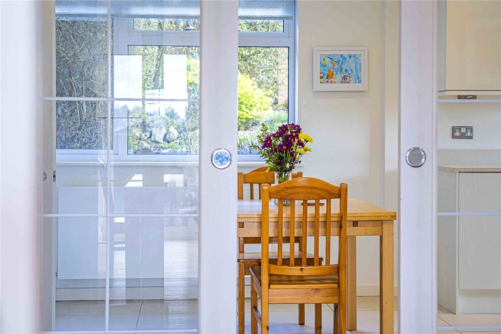 Additional image 19 of 5 bed detached house for saleGaveston Drive, Berkhamsted, Hertfordshire HP4