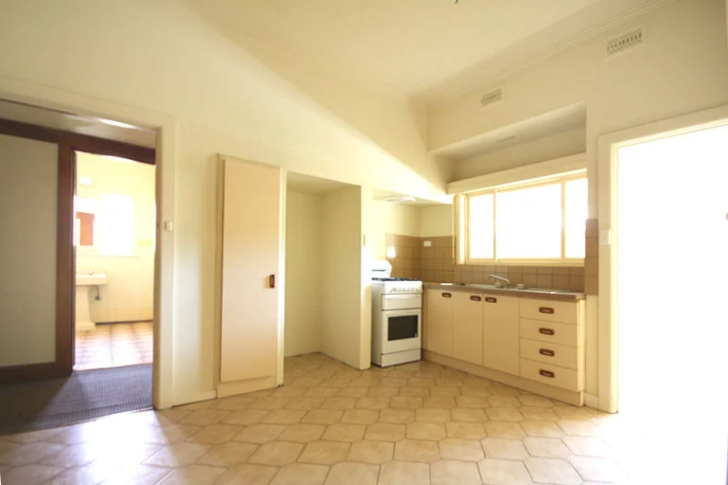 Additional image 2 of 1/14 Kingsley Street, Camberwell VIC 3124