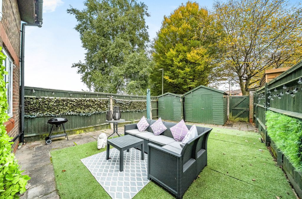 Additional image 12 of 3 bed end terrace house for saleWoking, Surrey GU21