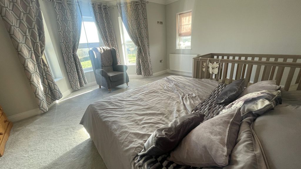 Additional image 14 of 4 bed farm for saleHeol Llanelli, Pontyates SA15