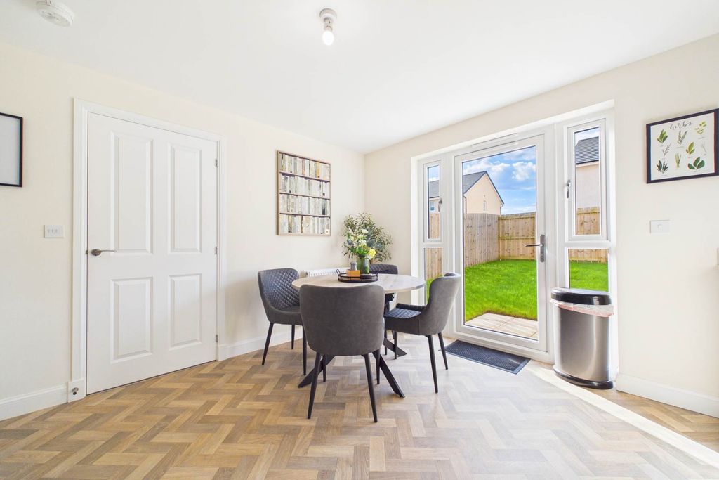 Additional image 7 of 3 bed semi-detached house for saleLambourne Crescent, Coatbridge ML5