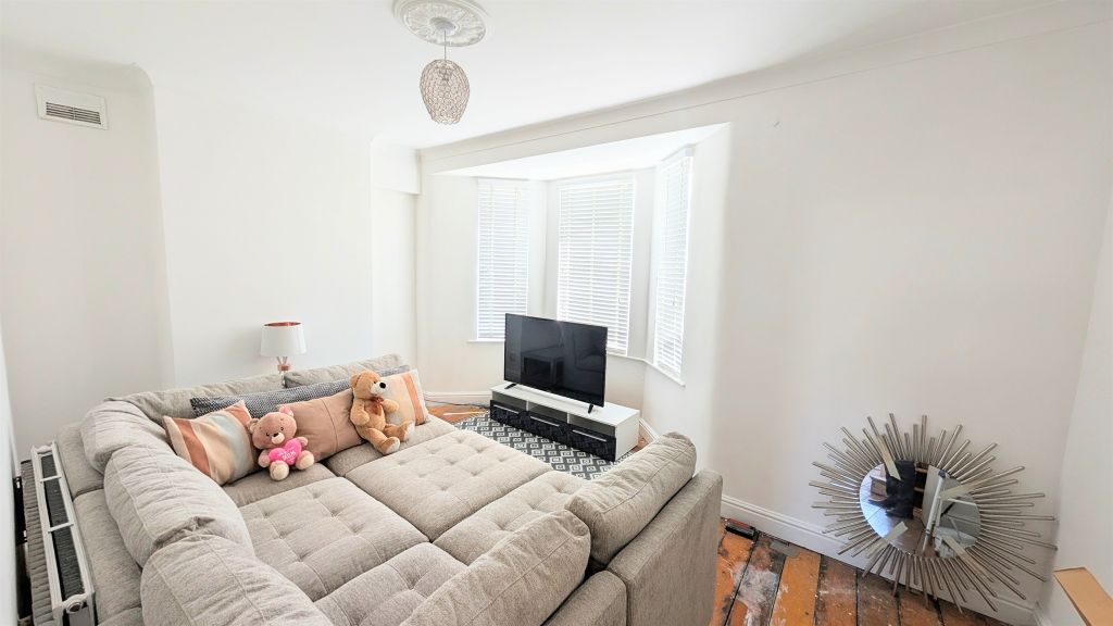 Additional image 4 of 4 bed semi-detached house for saleWoodchurch Lane, Birkenhead CH42