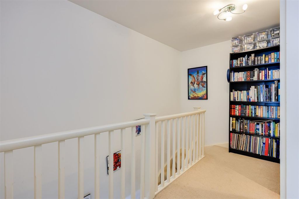 Additional image 12 of 2 bed maisonette for salePepys Court, Cambridge CB4