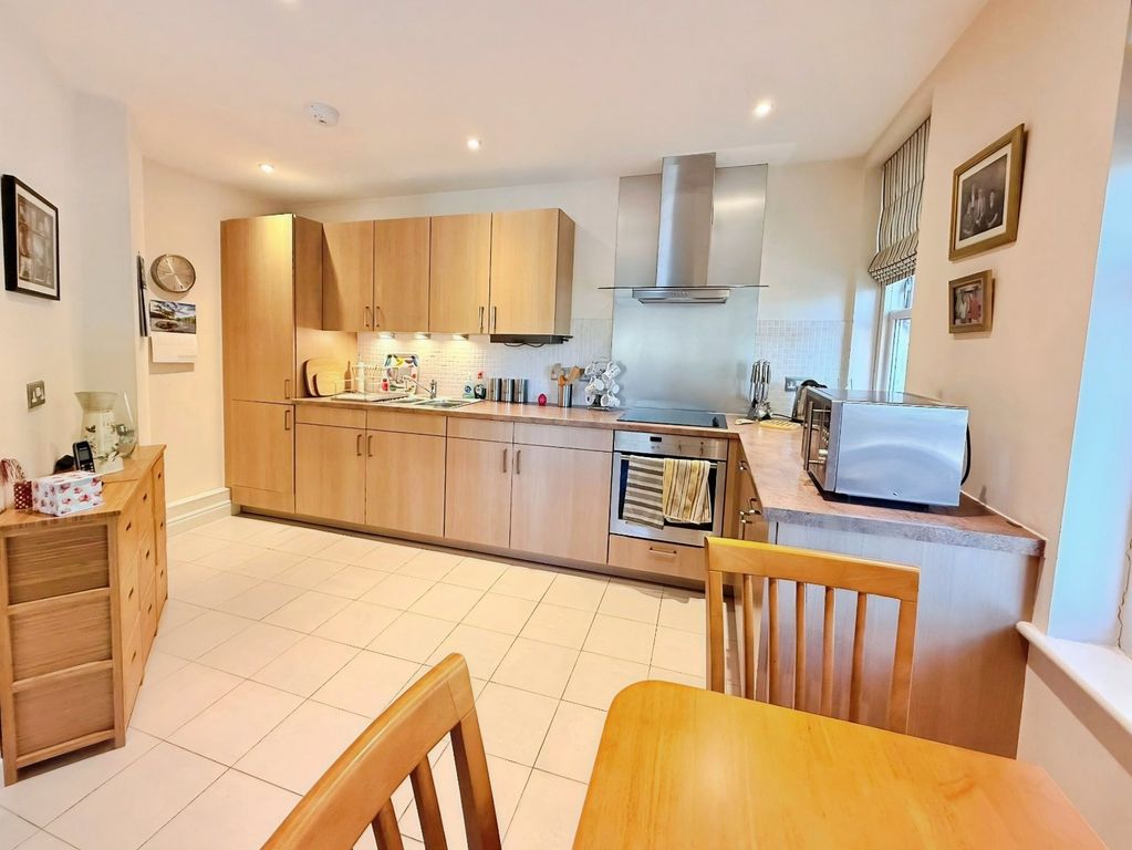 Additional image 5 of 2 bed flat for saleGroby Road, Altrincham WA14