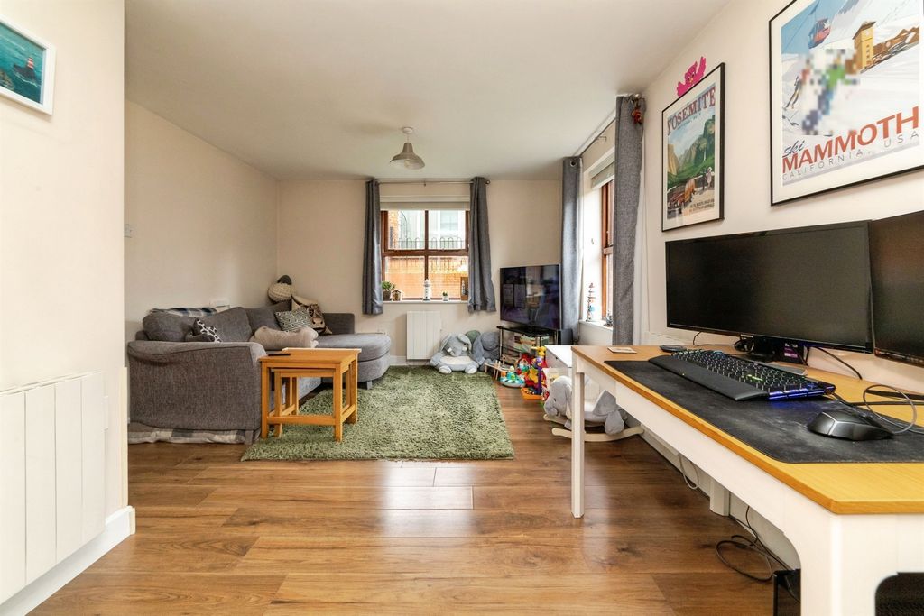 Additional image 11 of 1 bed flat for saleWhitehorse Street, Baldock SG7