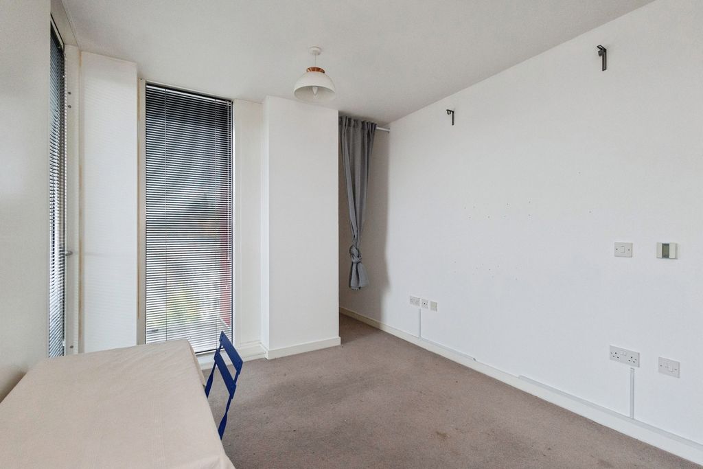 Additional image 9 of 2 bed flat for saleCastle Street, Stalybridge, Greater Manchester SK15