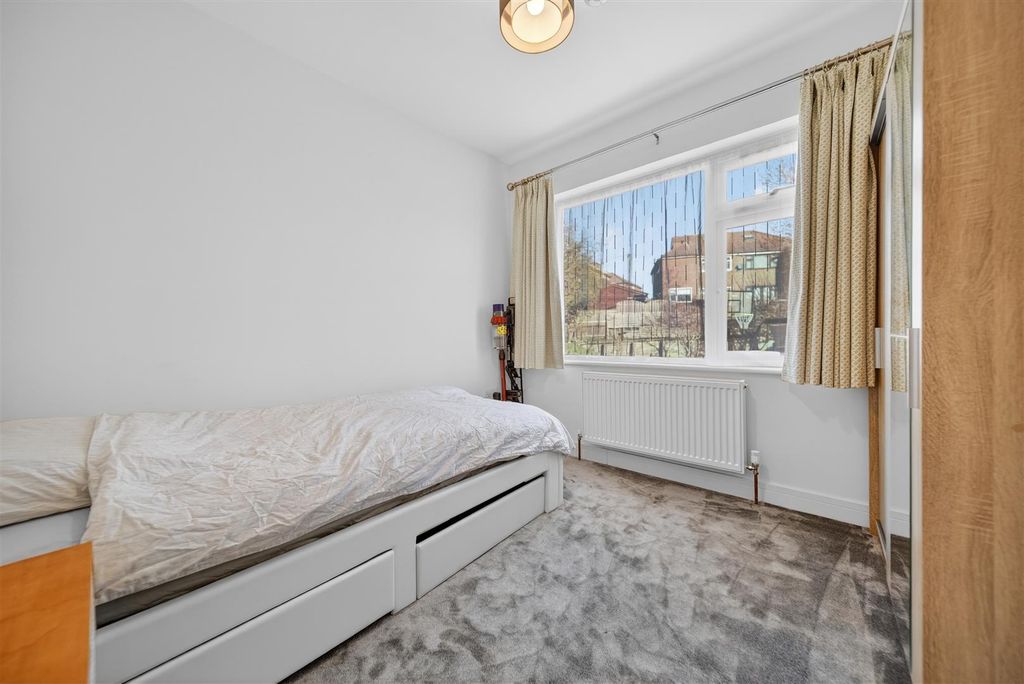 Additional image 18 of 4 bed detached house for saleLynwood Mount, Wortley, Leeds LS12