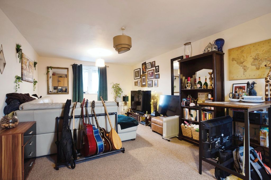 Additional image 2 of 2 bed flat for saleLangwood Court, Haslingden, Rossendale, Lancashire BB4