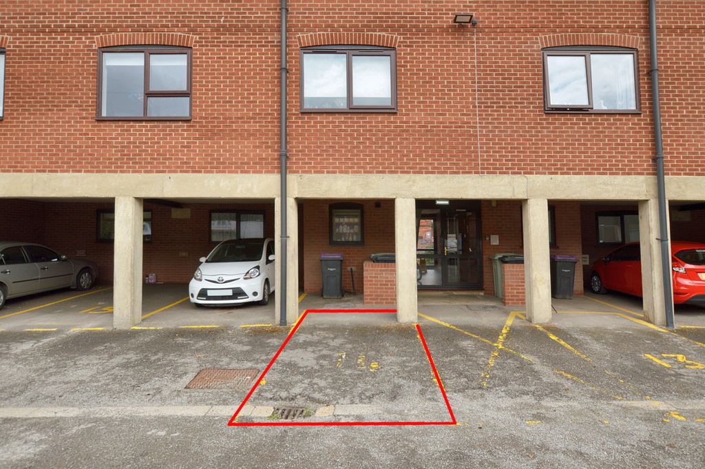 Additional image 13 of 1 bed flat for saleNorthgate Court, Louth LN11