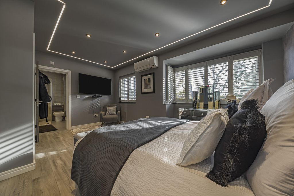 Additional image 23 of 4 bed semi-detached house for saleEdwin Close, Bexleyheath DA7