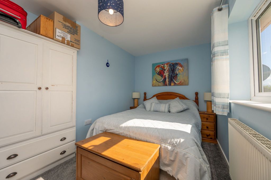 Additional image 25 of 4 bed semi-detached house for saleThrockmorton Road, Alcester B49