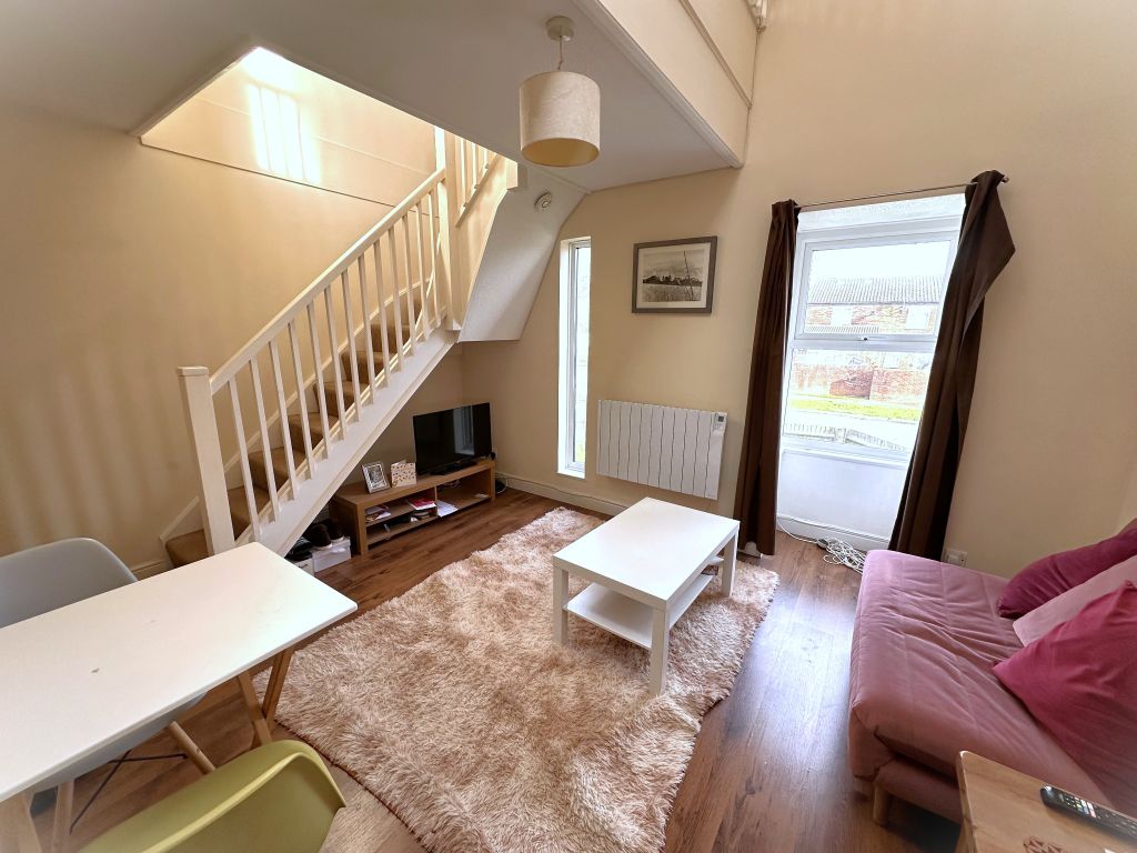 Additional image 3 of 1 bed flat for saleGoldsworth Park, Woking GU21