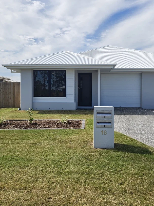 1/16 Syrah Street, Logan Reserve QLD 4133