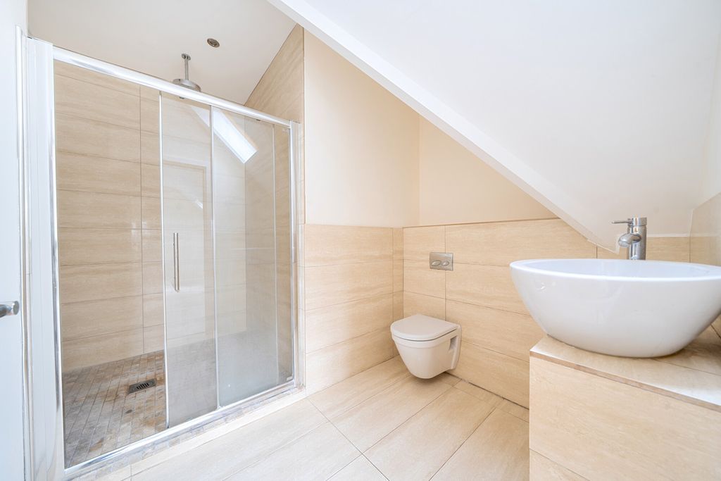 Additional image 8 of 2 bed flat for saleScotts Lane, Bromley BR2