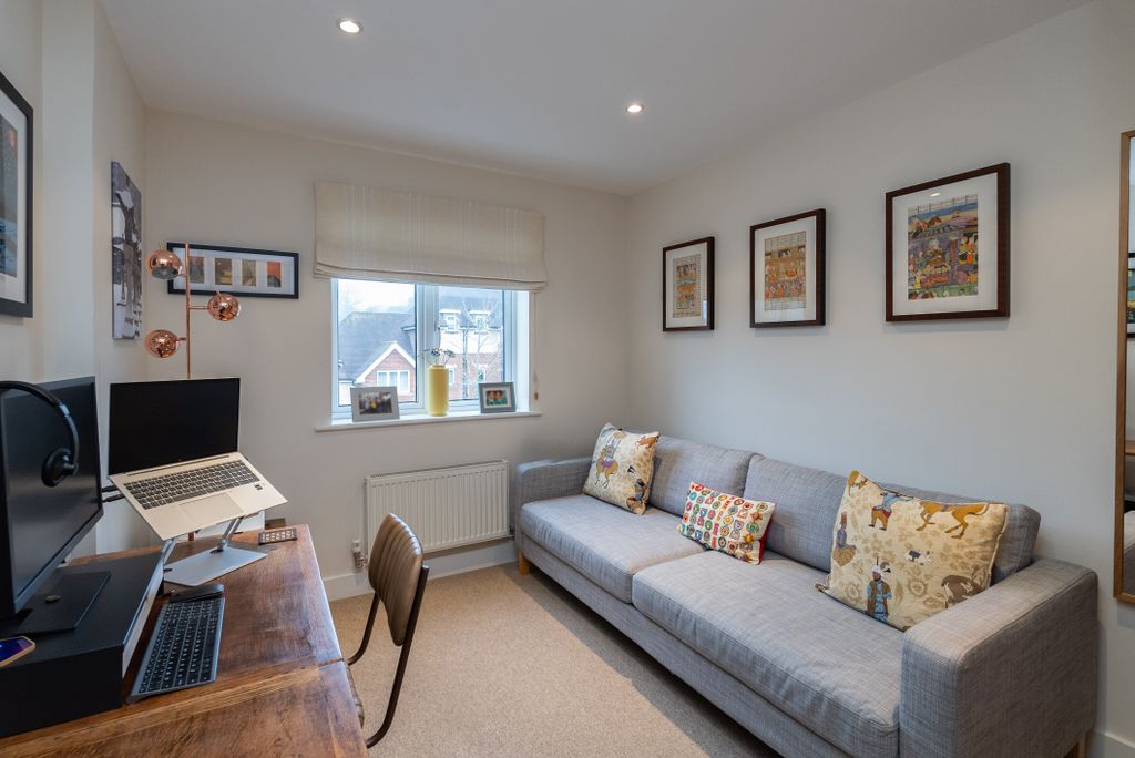 Additional image 10 of 2 bed flat for saleHill View, Dorking RH4