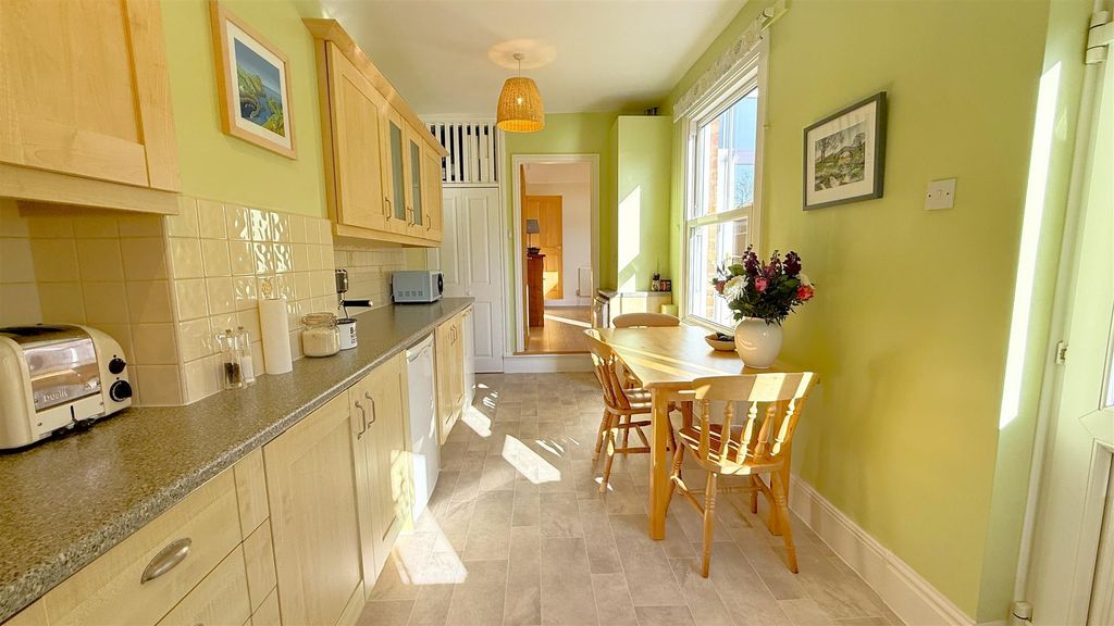 Additional image 8 of 4 bed terraced house for saleBeaumont Road, Bournville, Birmingham B30