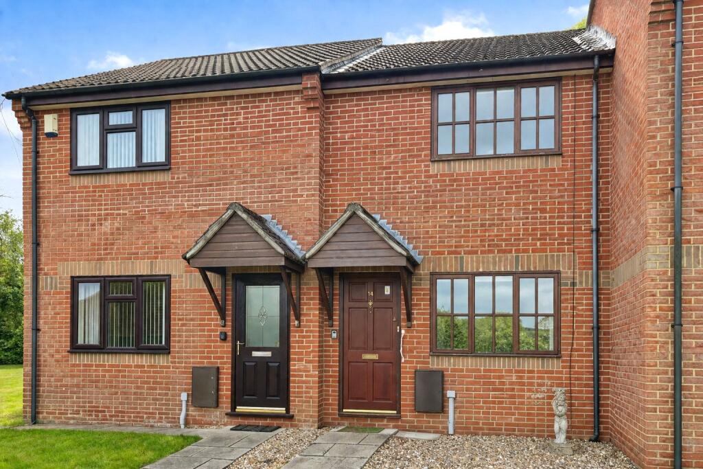 Orchard Close, Diton Marsh