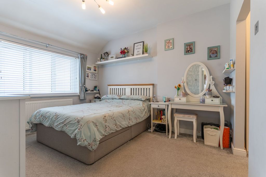 Additional image 14 of 4 bed semi-detached house for saleGraig Park Hill, Newport NP20