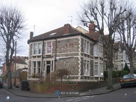 Churchways Avenue, Bristol BS7, Room to rent